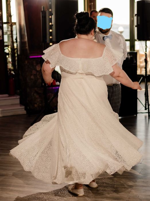 Suknia ślubna od Marty Trojanowskiej (suknieboho) rozmiar 50/52