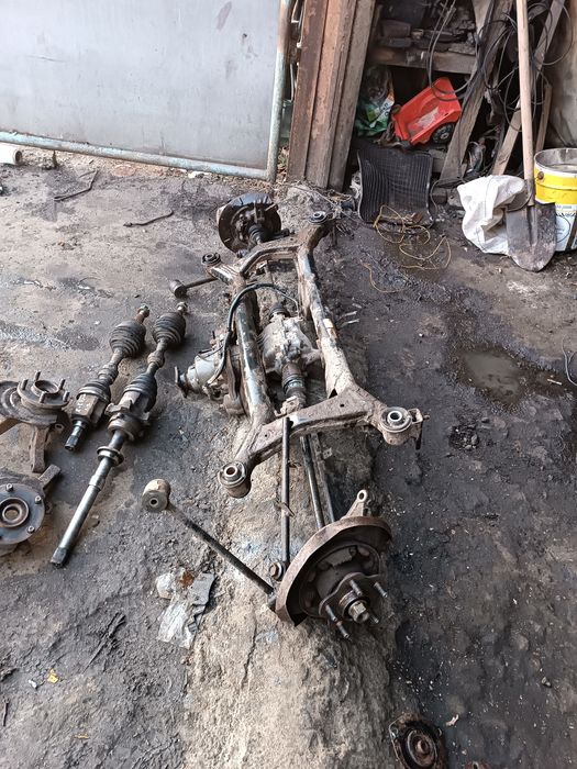 Nissan x-trail t30 ходова стойки балка