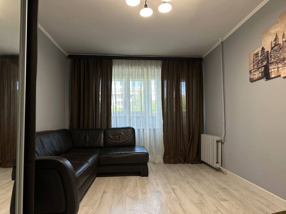 2к квартира подобово центр