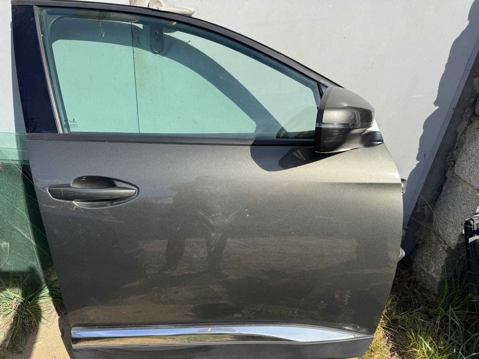 Drzwi peugeot 3008 II EKLD prawe
