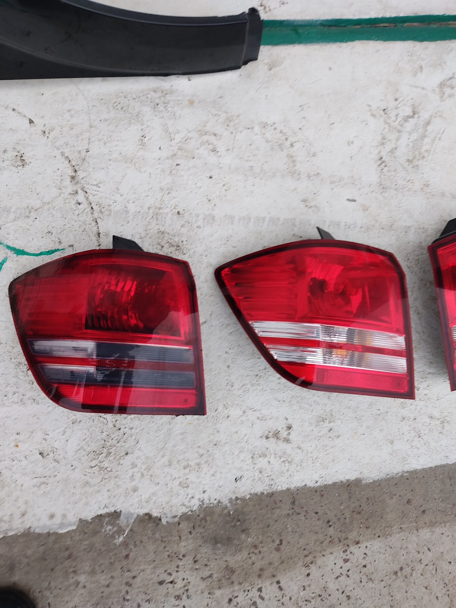 Задній ліхтар фонар фара Dodge Journey SE Європа
