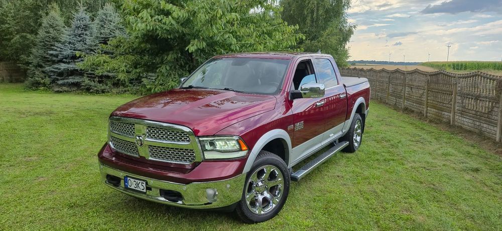 Dodge RAM RAM 1500 Laramie, crew cab, 4x4, zarejestrowany , 5.7