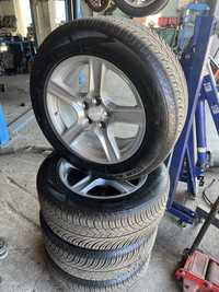 255/55r18 5*120 почти новая