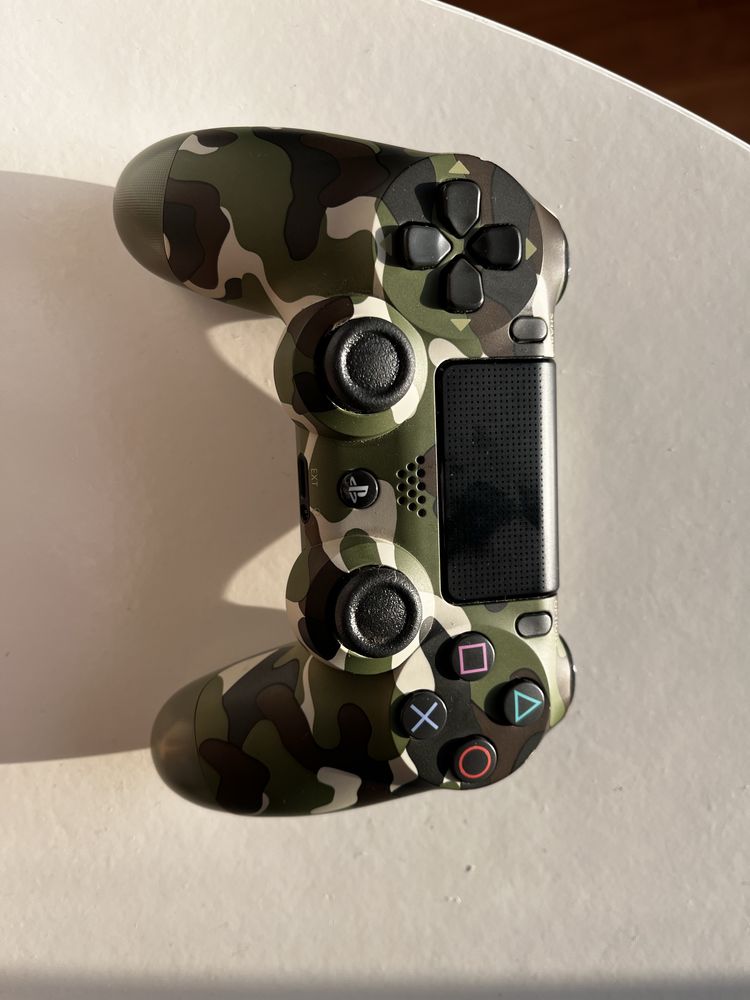 Ps4 400gb+2 comandos originais dual shock-Usado