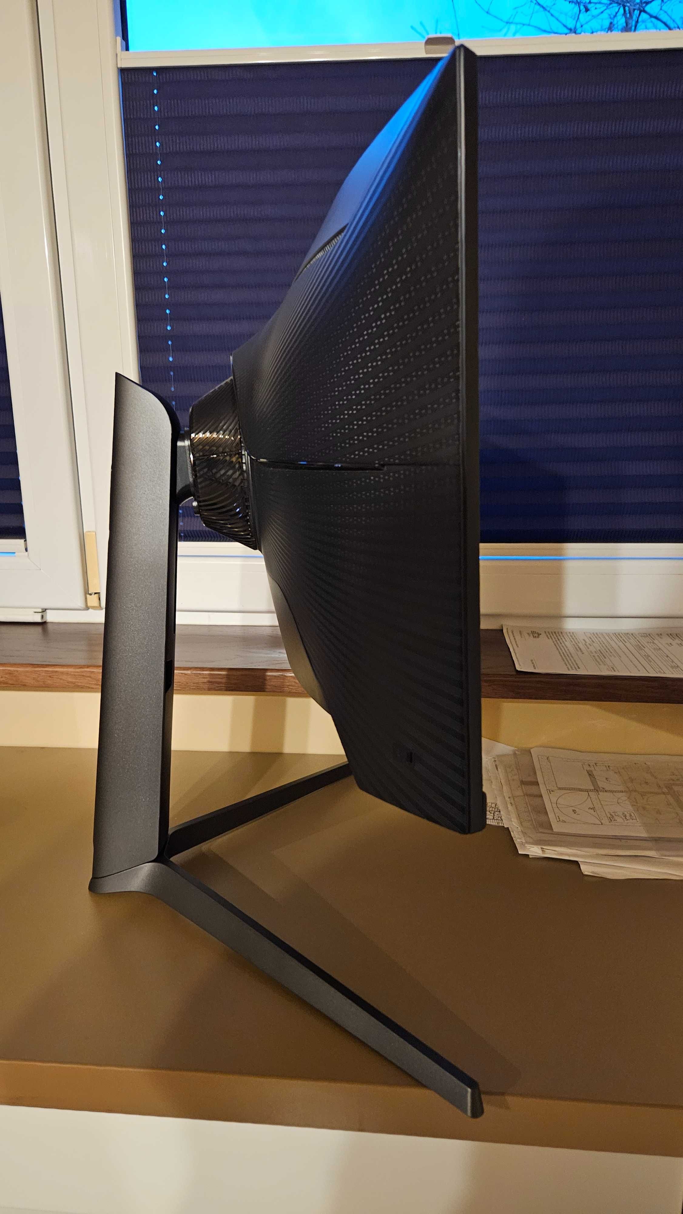Monitor Samsung Odyssey G7 27'' zakrzywiony 240 Hz LC27G75TQSR