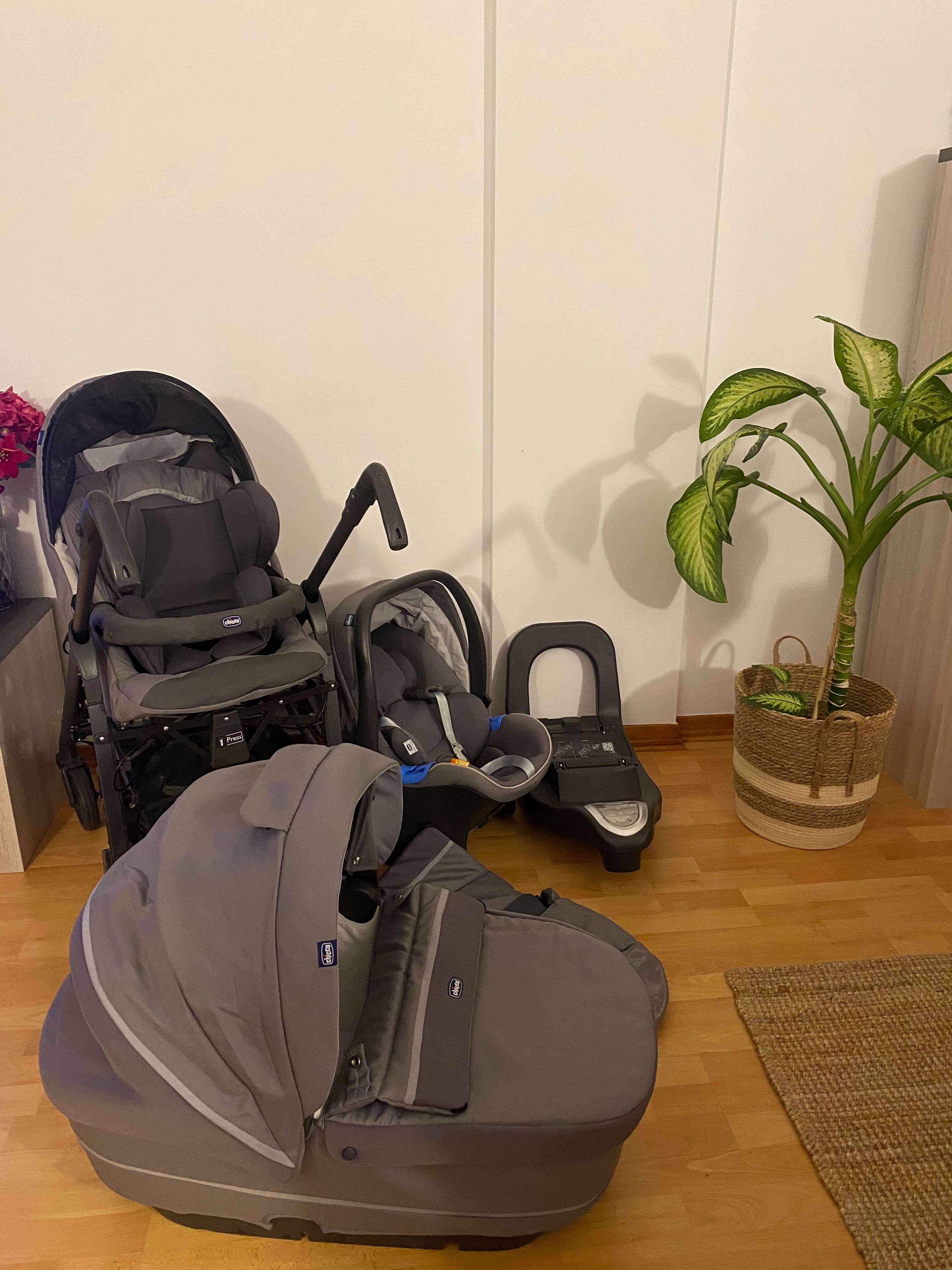 Trio love Up! Chicco + base isofix