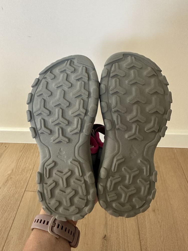 Sandały Decathlon Quechua 28/29