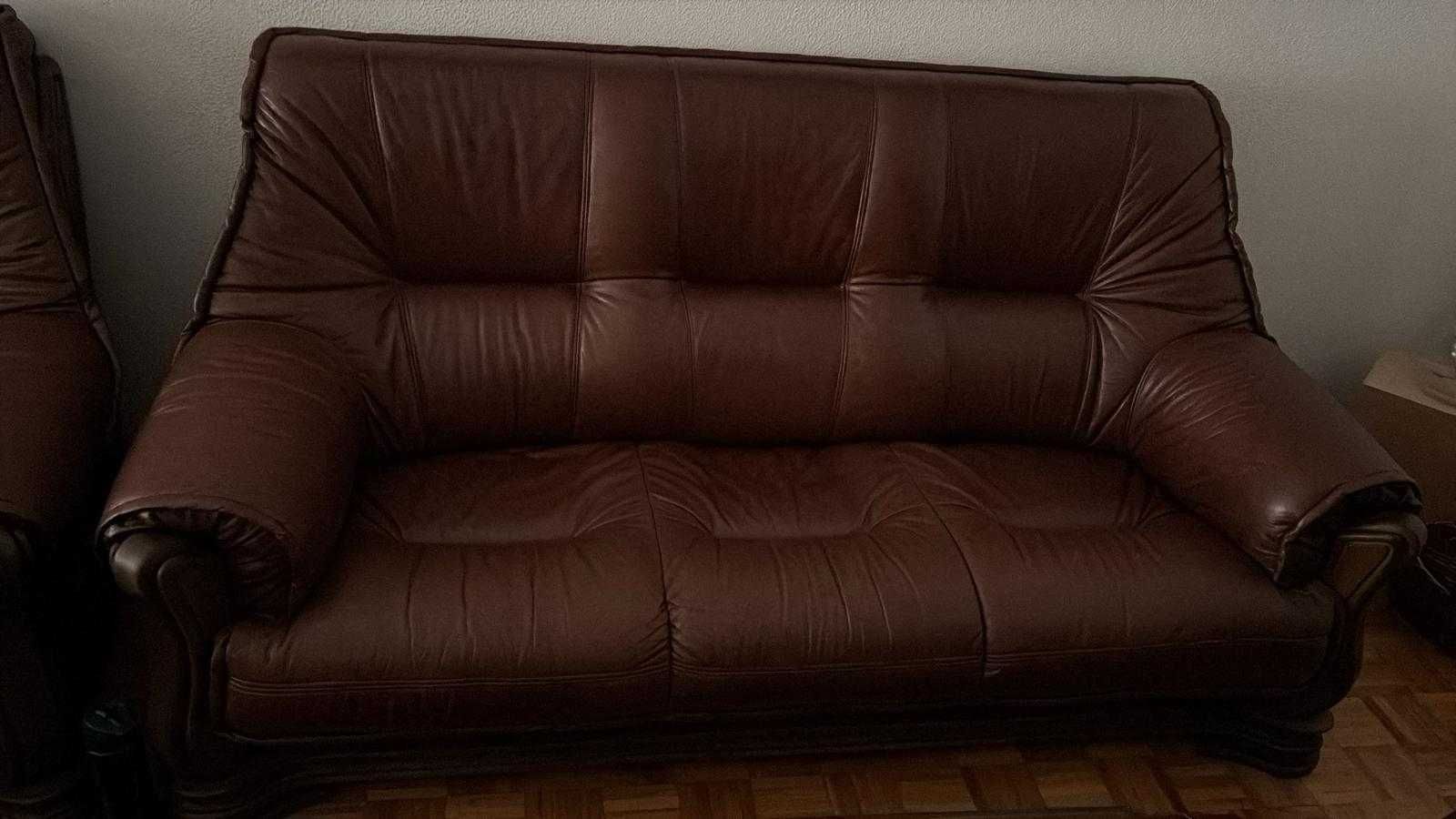 Mobília Sala Vintage Madeira Maciça com apenas 1 ano de uso S/marcas