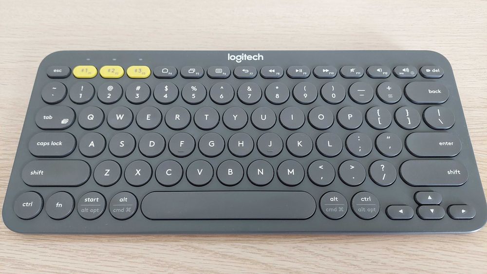 Teclado Logitech K380 (Layout US, sem fios)