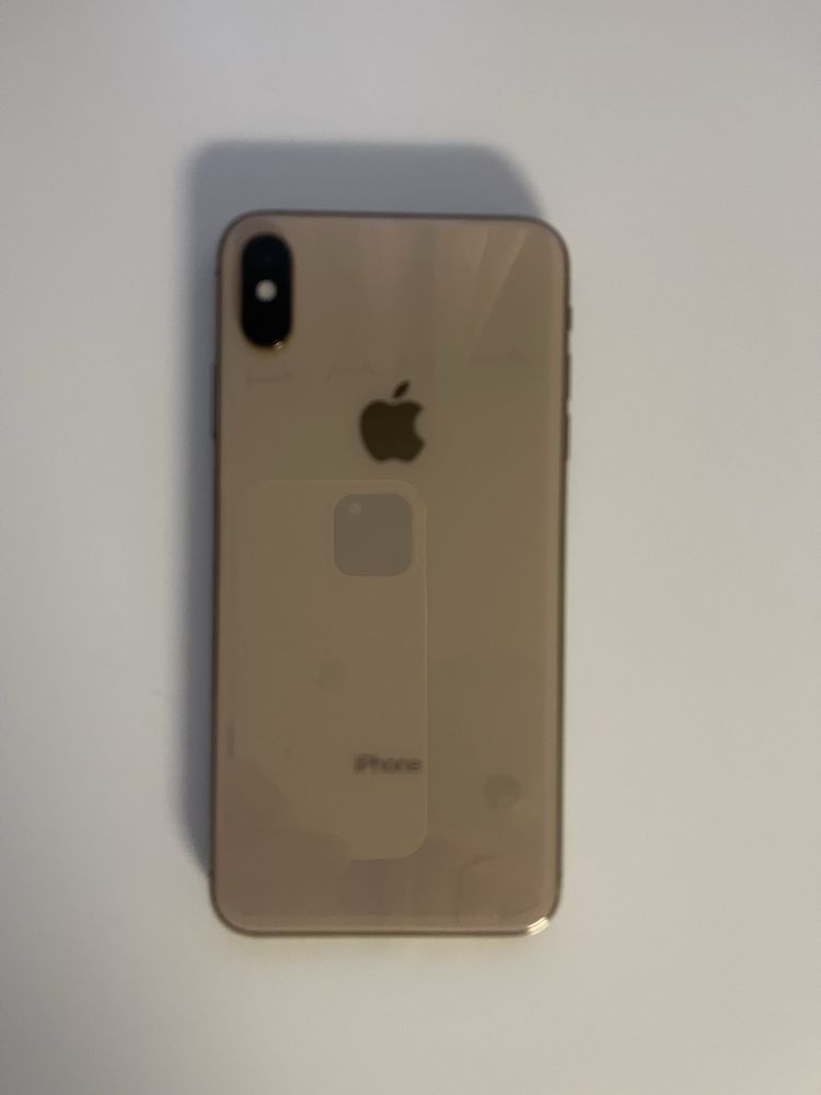 iPhone XS Max gold