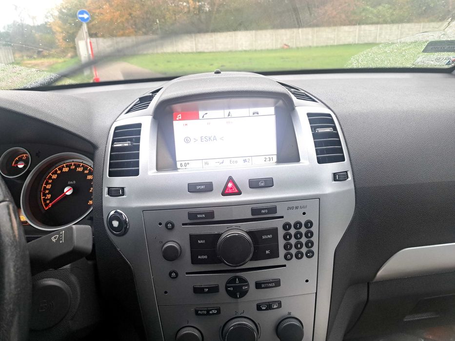 Opel zafira b OPC lift 2008 rok 1.8 140 km navigacja start stop hak