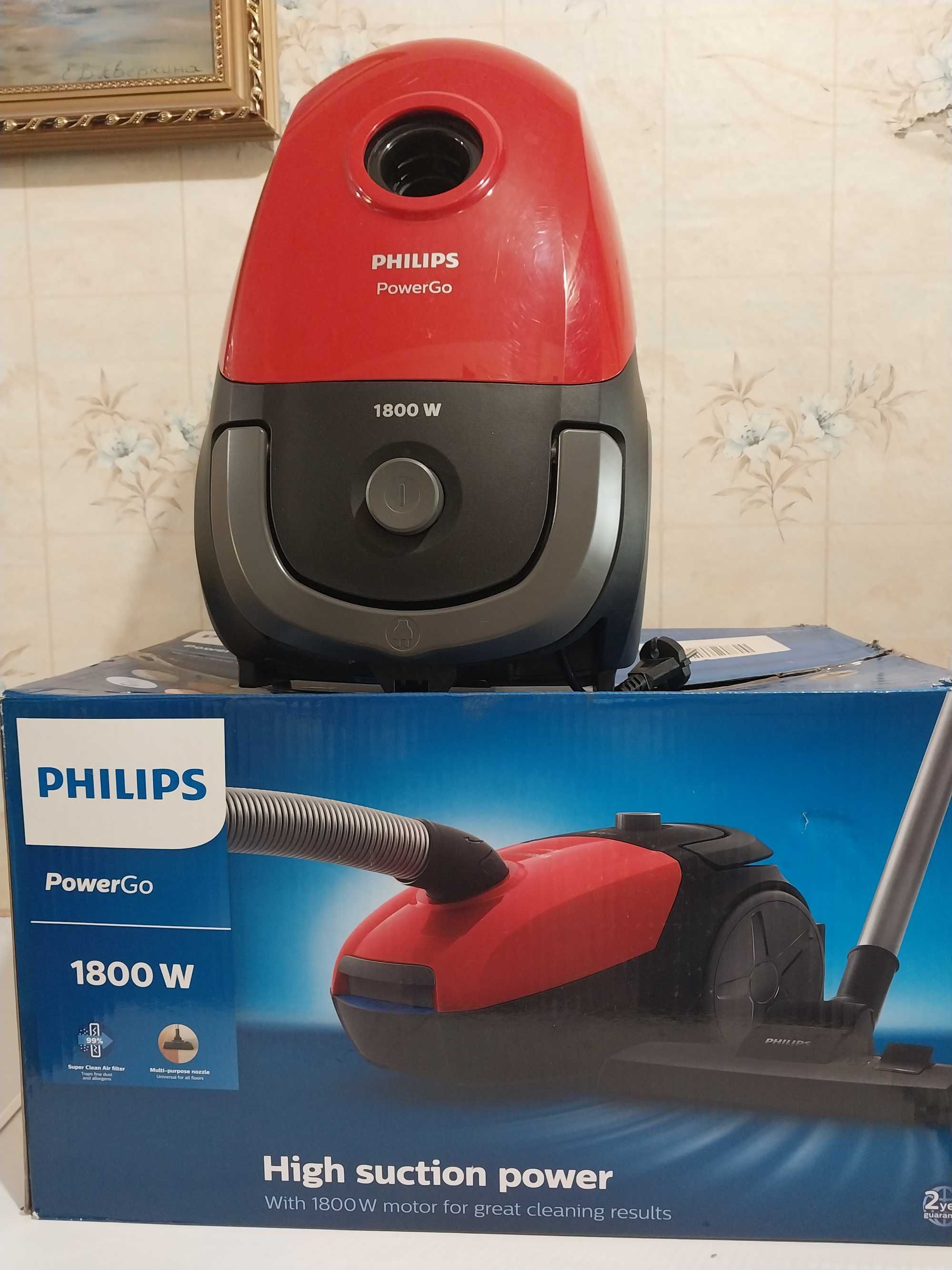 пылесос PHILIPS 1800вт с многоразовым мешком