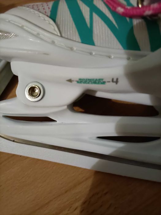 Broyx Snow star łyżwy regulowane 26-29 nowe