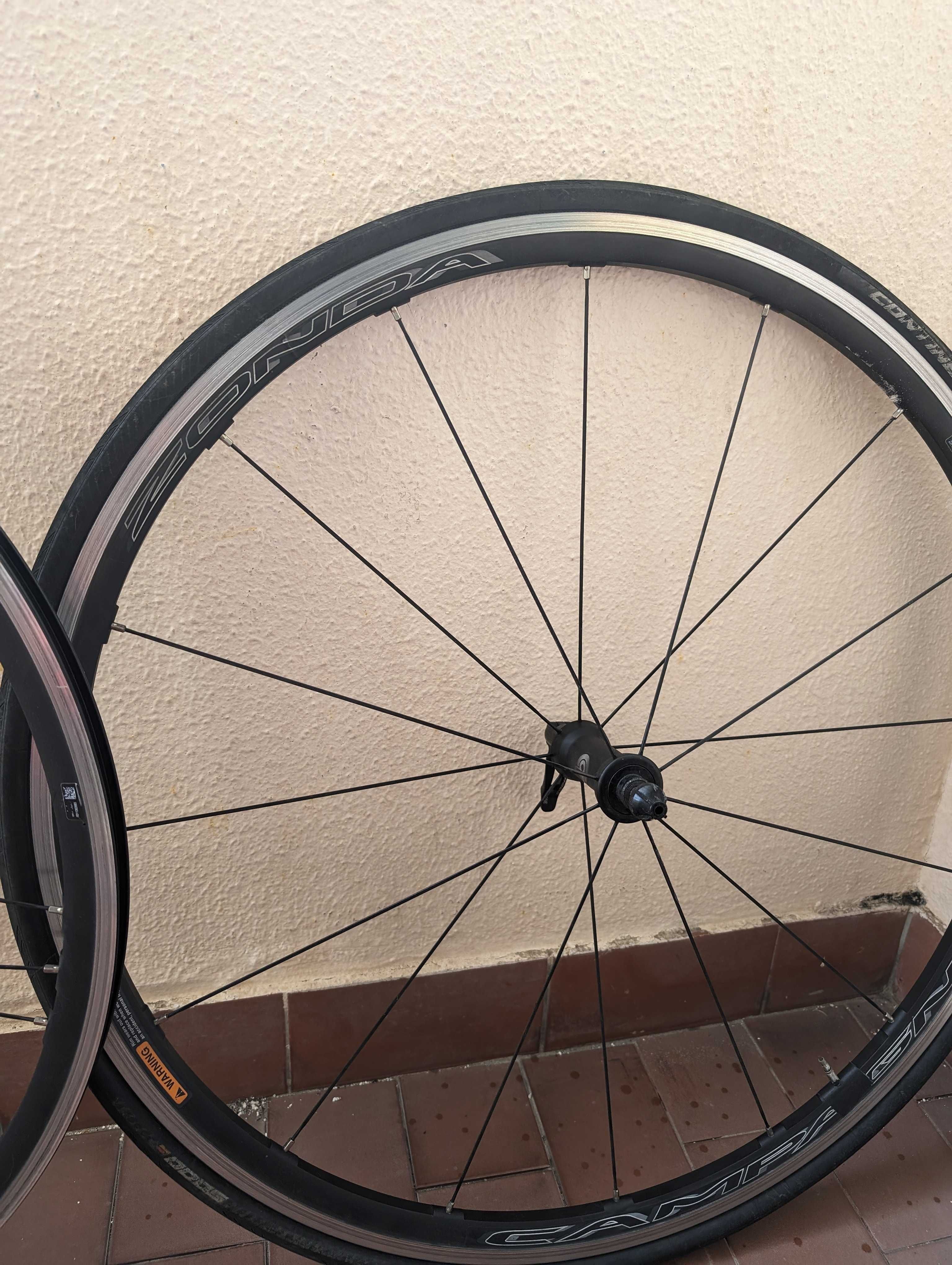 Rodas de ciclismo 28" campagnolo Zonda