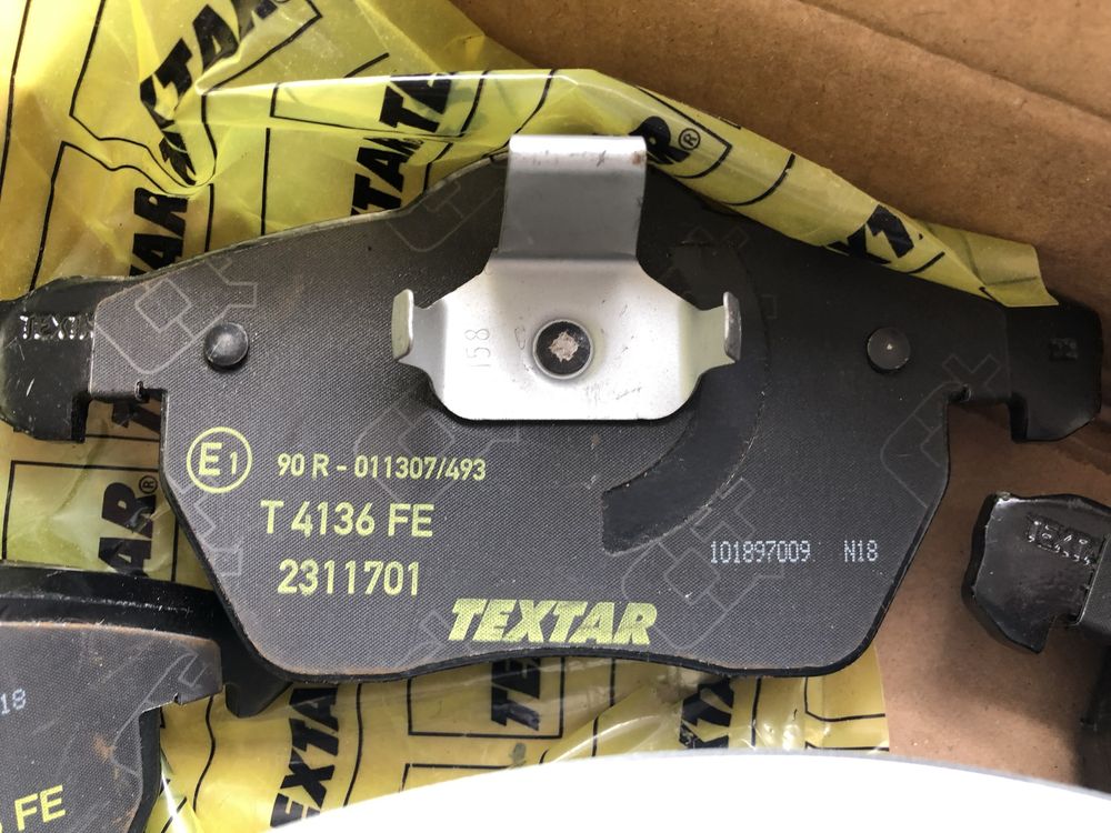 Tarcze hamulcowe  Saab 9-3 9-5 Opel Textar Pro plus Klocki