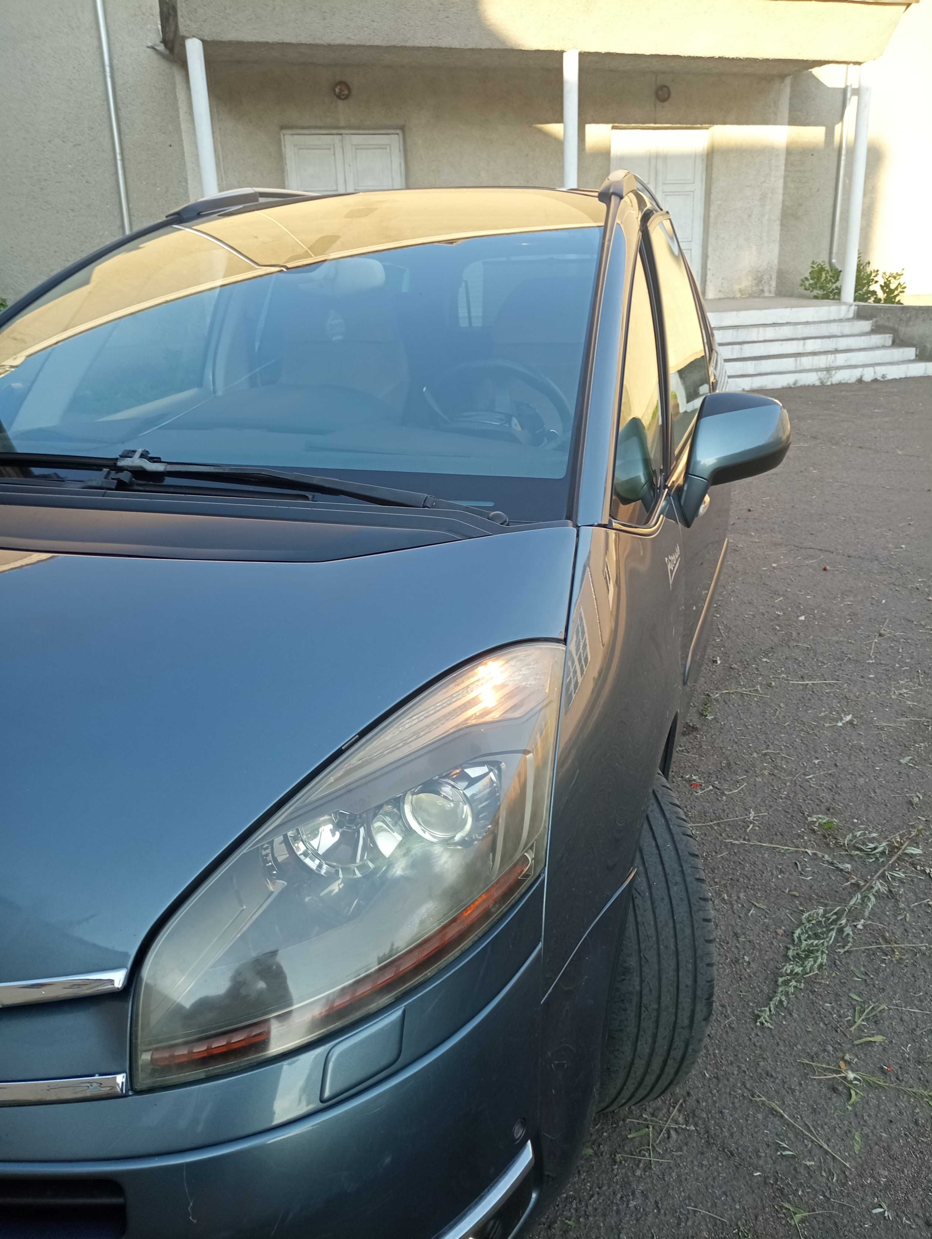 Продам Citroen Grand C4 Picasso