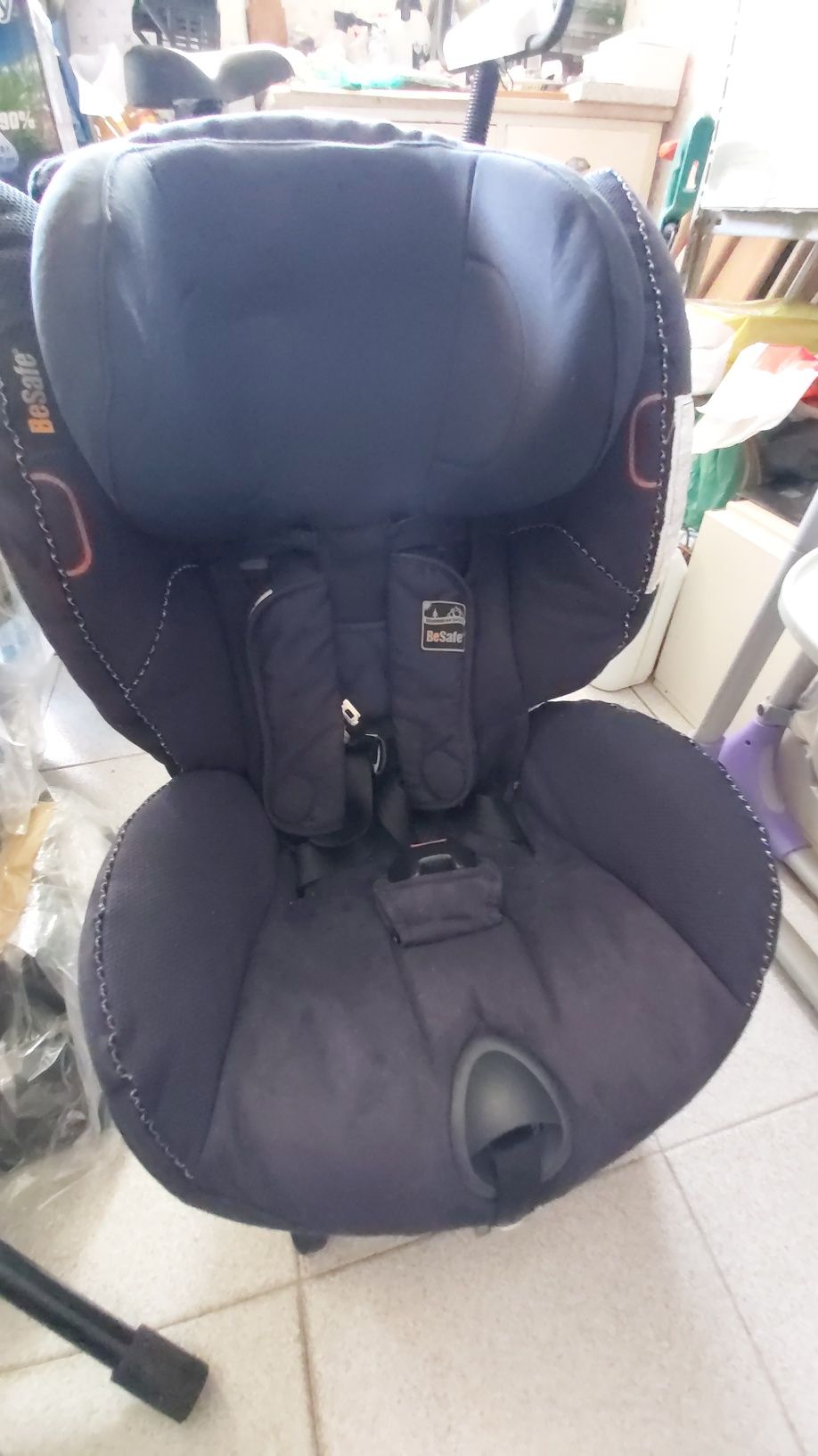 Cadeira auto bebé Besafe combi x3
