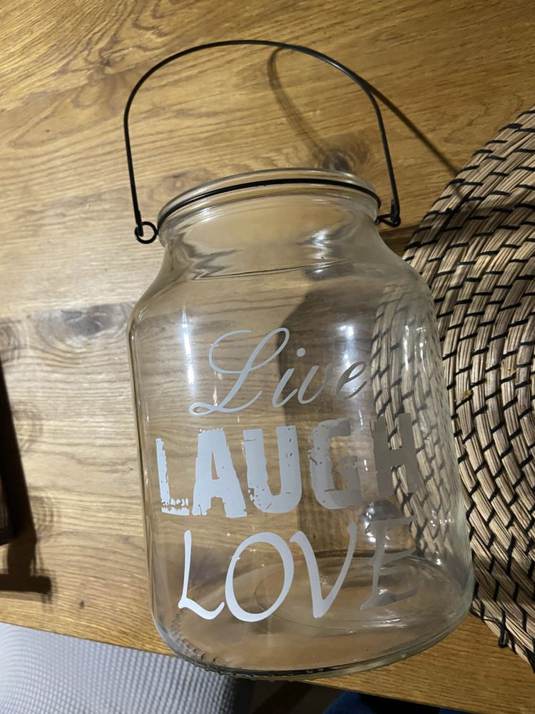 Lampion sloik z metaowym uchwytem, duzy z raczka live laugh love