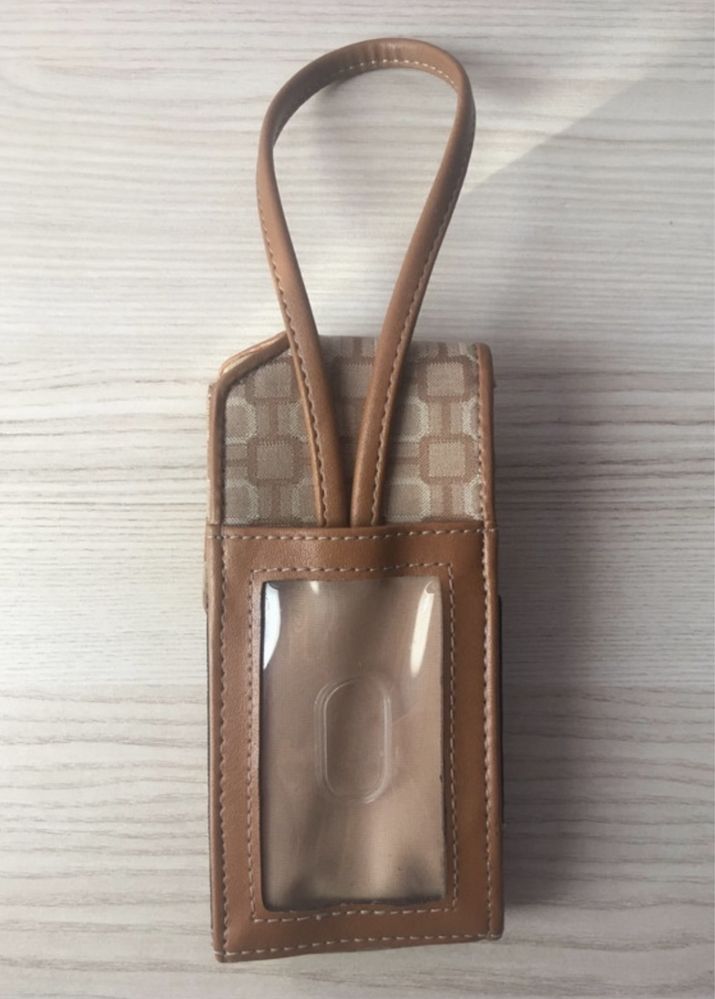 Futerał podróżny z przegródkami kieszonkami lusterkiem Nine West