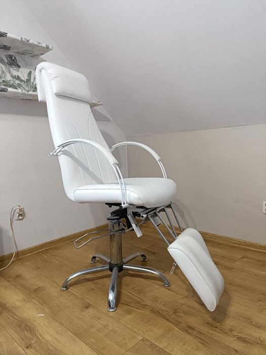 Fotel i łóżko kosmetyczne komplet