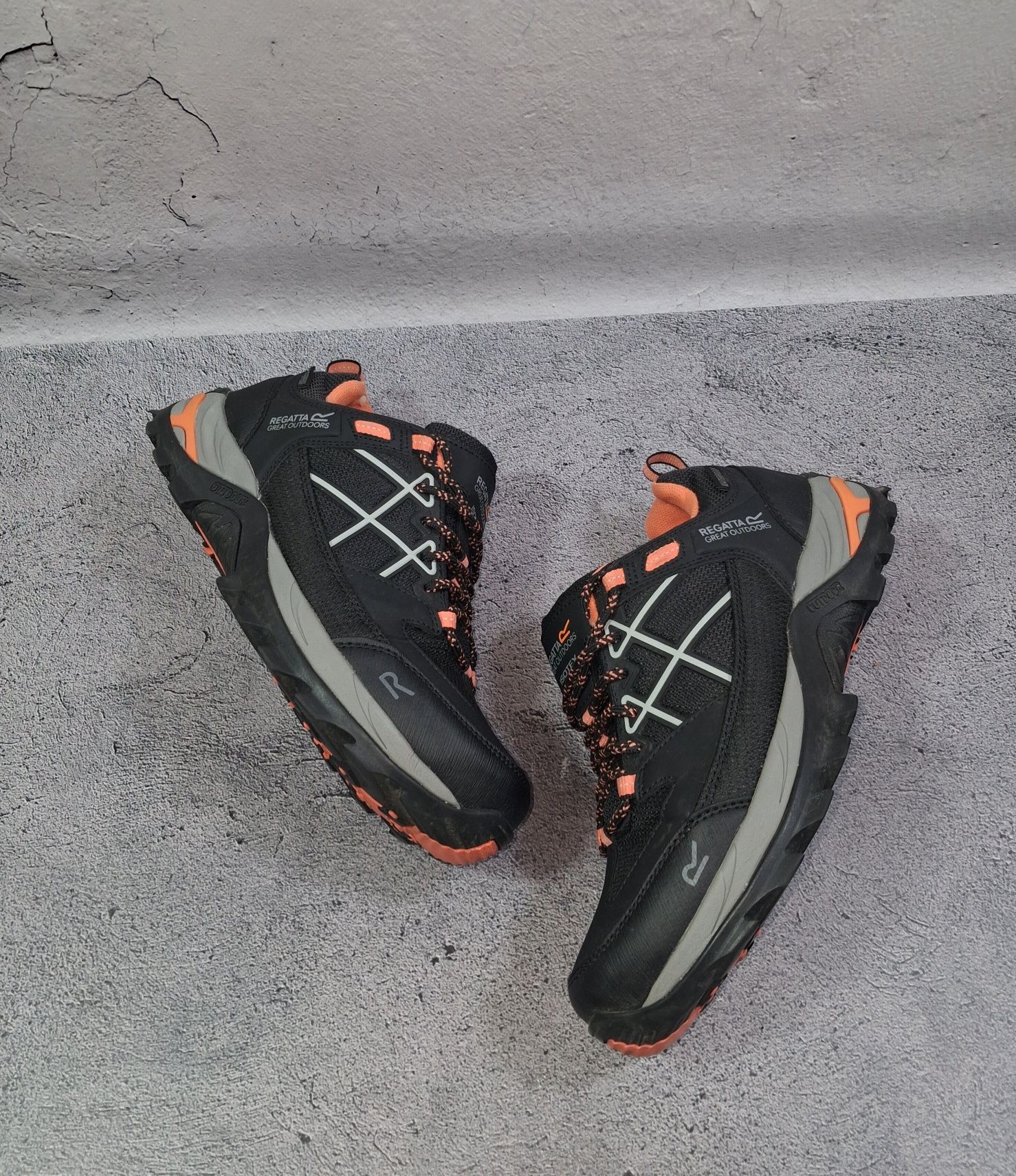 Треккинговые кроссовки Regatta Samaris 3 Low Waterproof женские