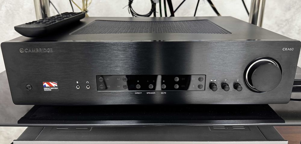 Интегральный усилитель Cambridge Audio CXA60.Продам