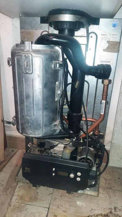 Buderus GB022 części ze sprawnego kotła po 100zł.