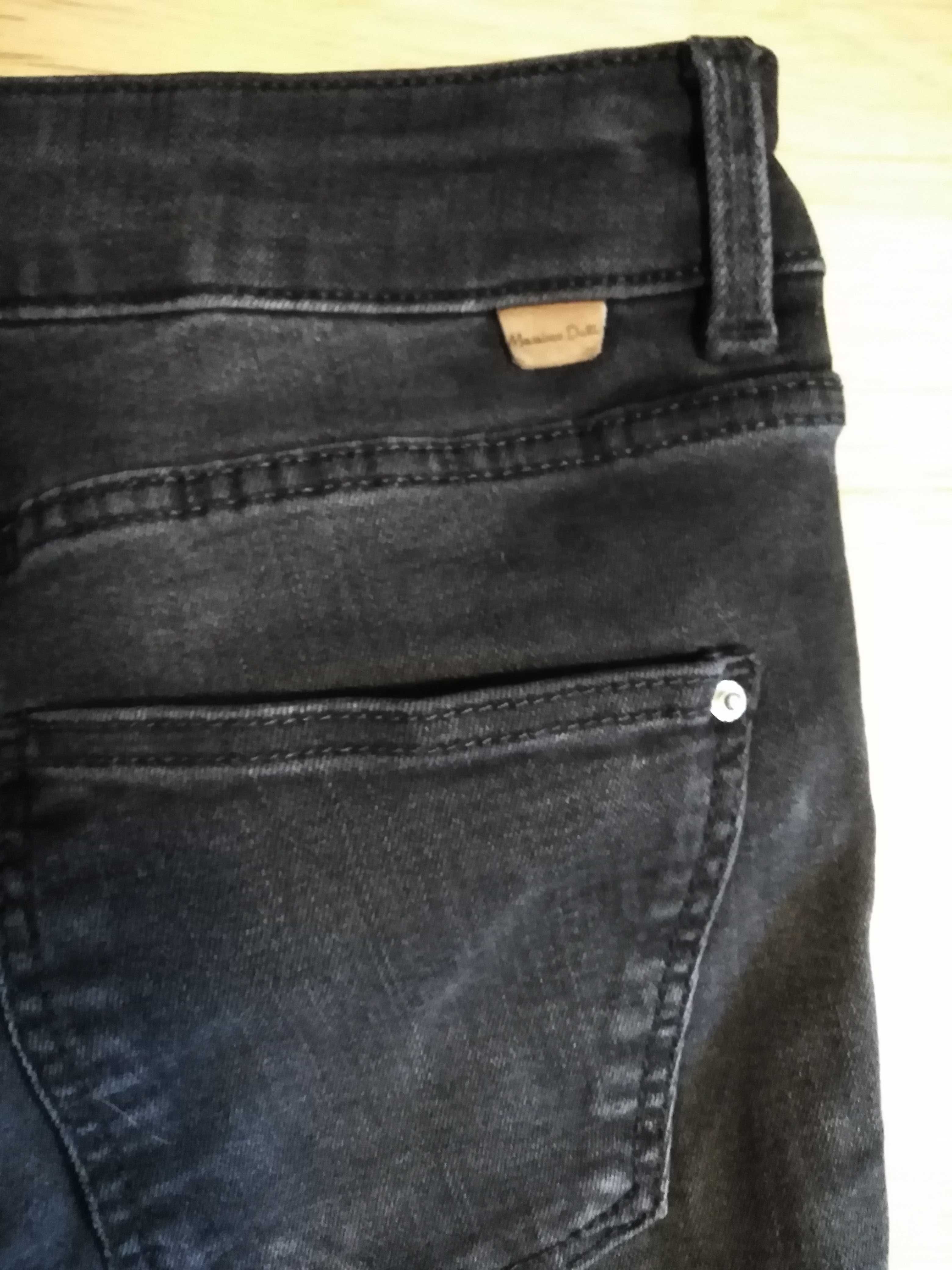 Nowe spodnie chłopięce " Massimo Dutti " r. S