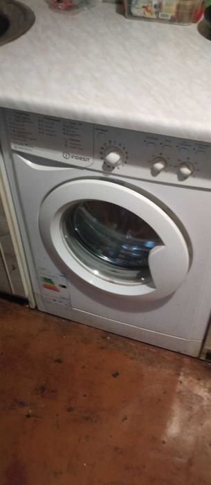 Сдам 4 комнатную квартиру.