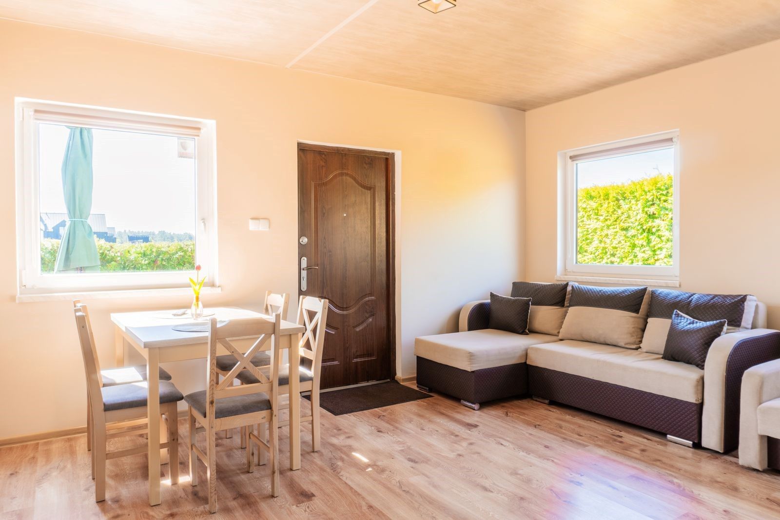 Domki CUBA ,Apartament,Ostrowo k/Karwia,wolnostojące,murowane