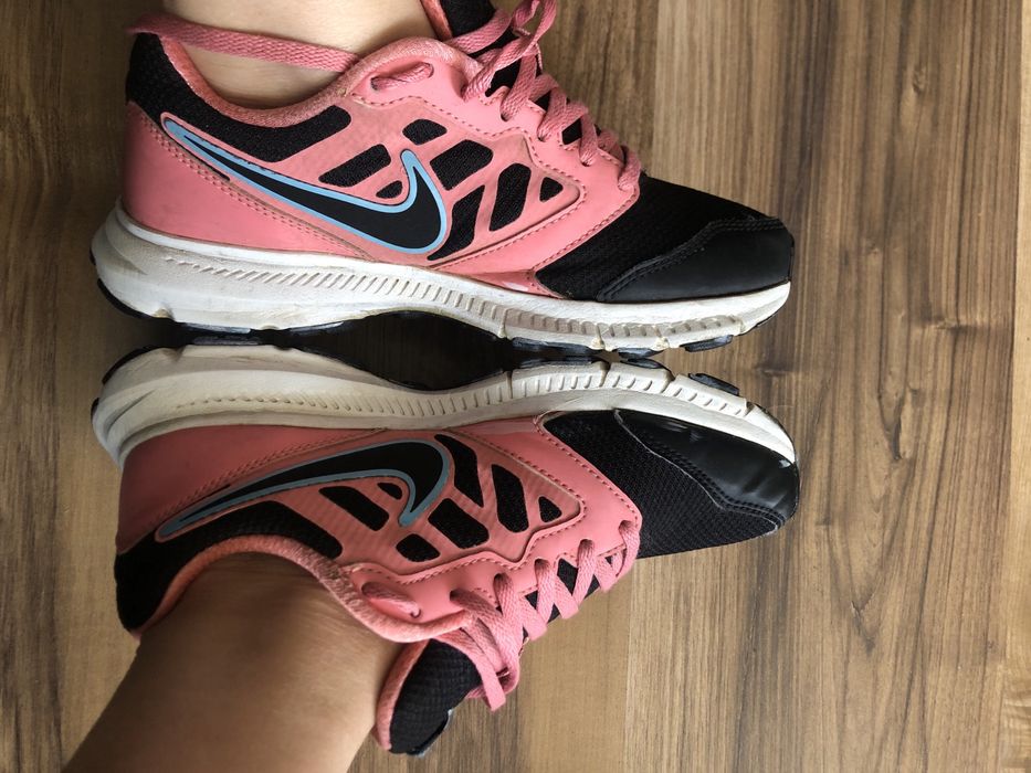 Buty lekkie Nike 36/37- 23.5cm
