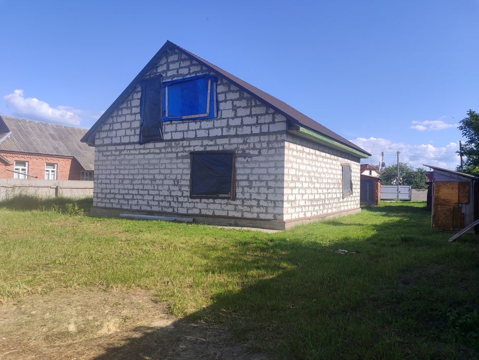 Продам 2 будинка в Іванкові