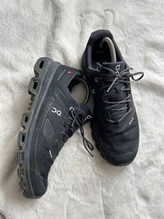 Чоловічі кросівки