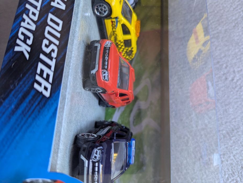 Dacia Duster Giftpack fabryczne opakowanie Majorette model modelik