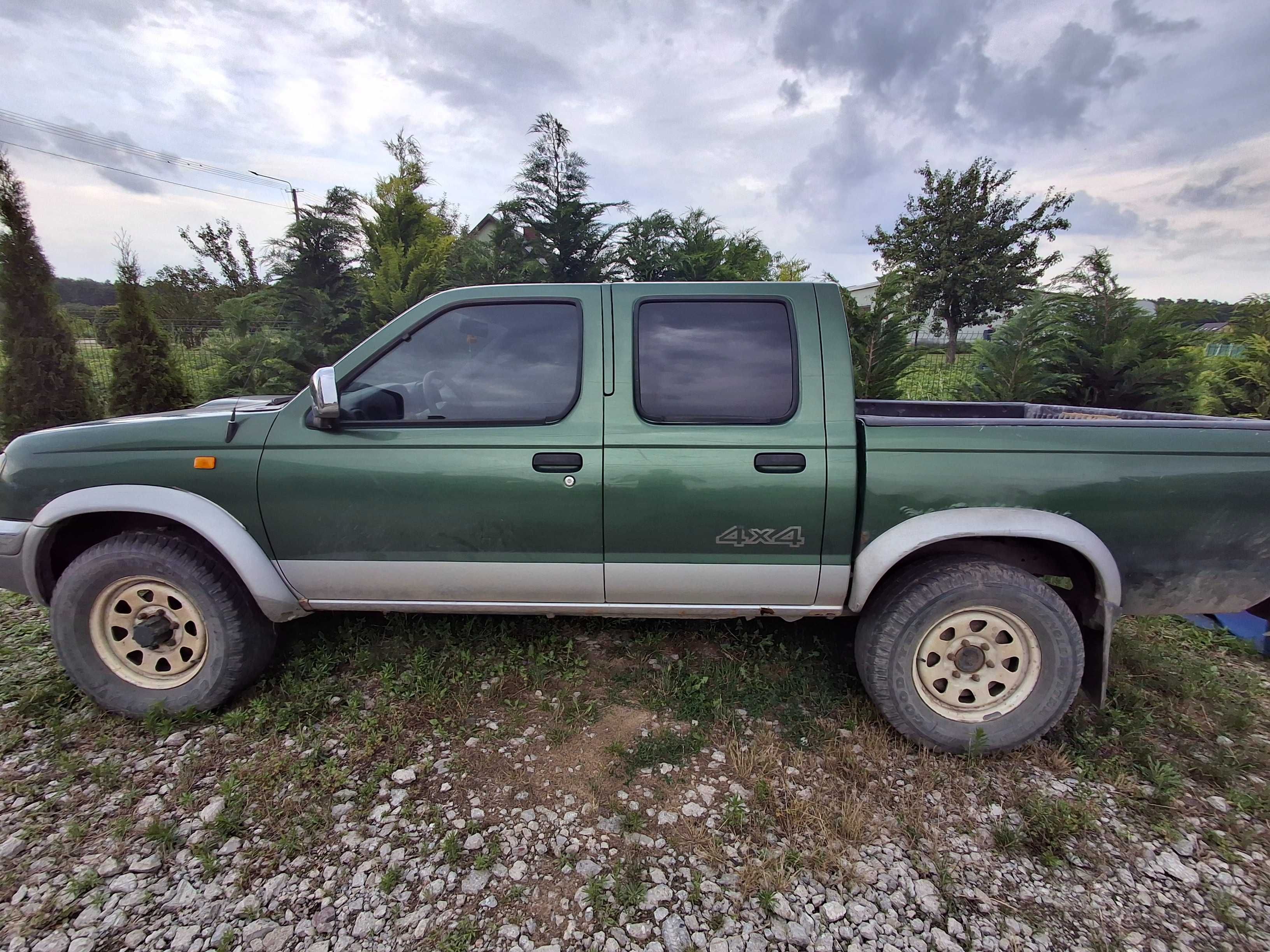 Nissan navara picup