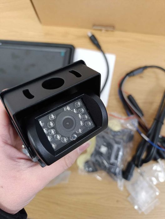2x Kamera Cofania z Monitorem 9"