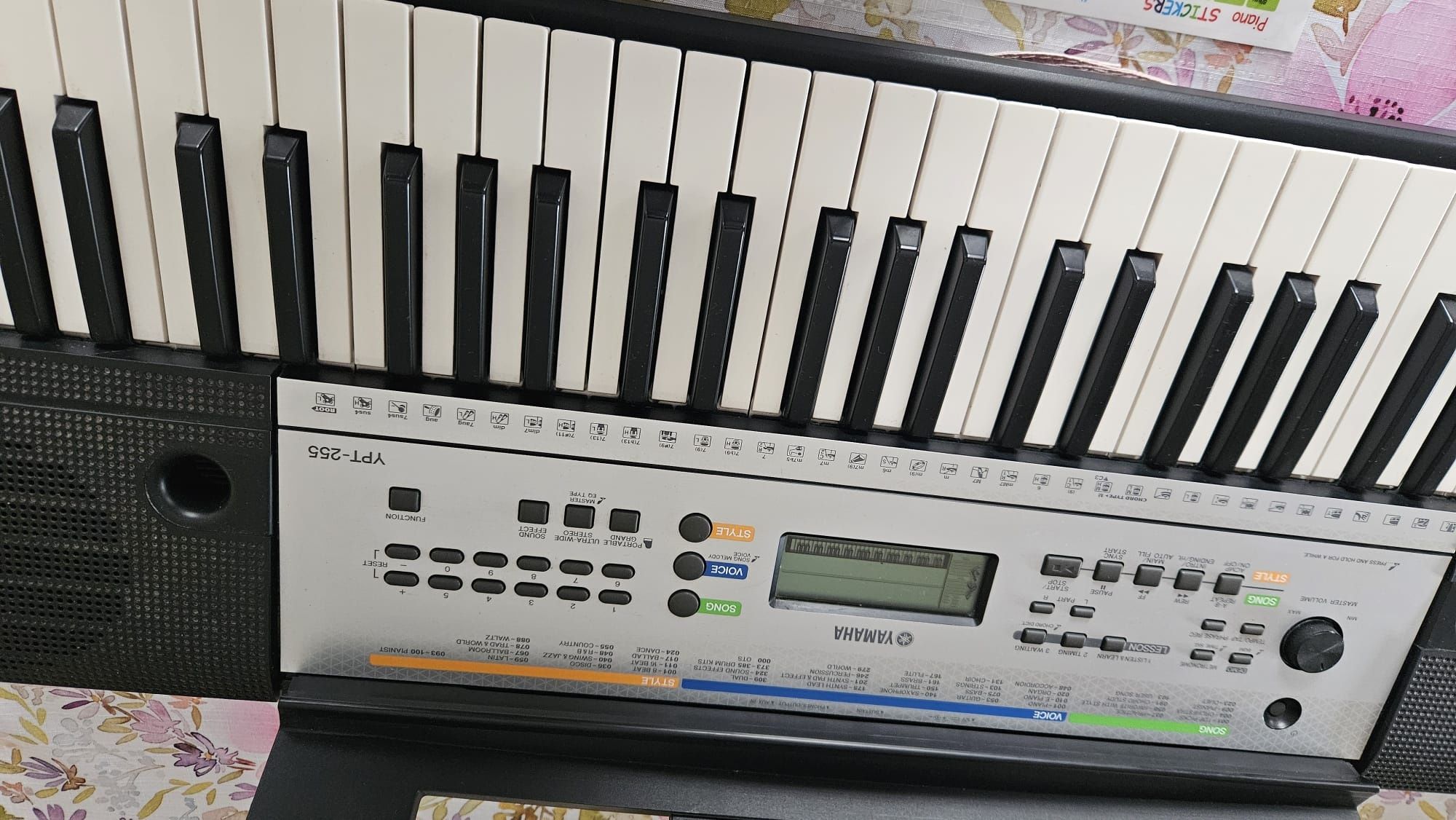 Keyboard Yamaha YPT-255