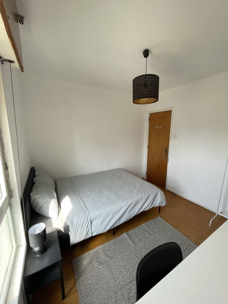 Quarto individual em Corroios – Margem Sul