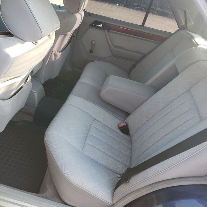 Mercedes Benz w124 250D МЕРСЕДЕС 1995 рестайлінг