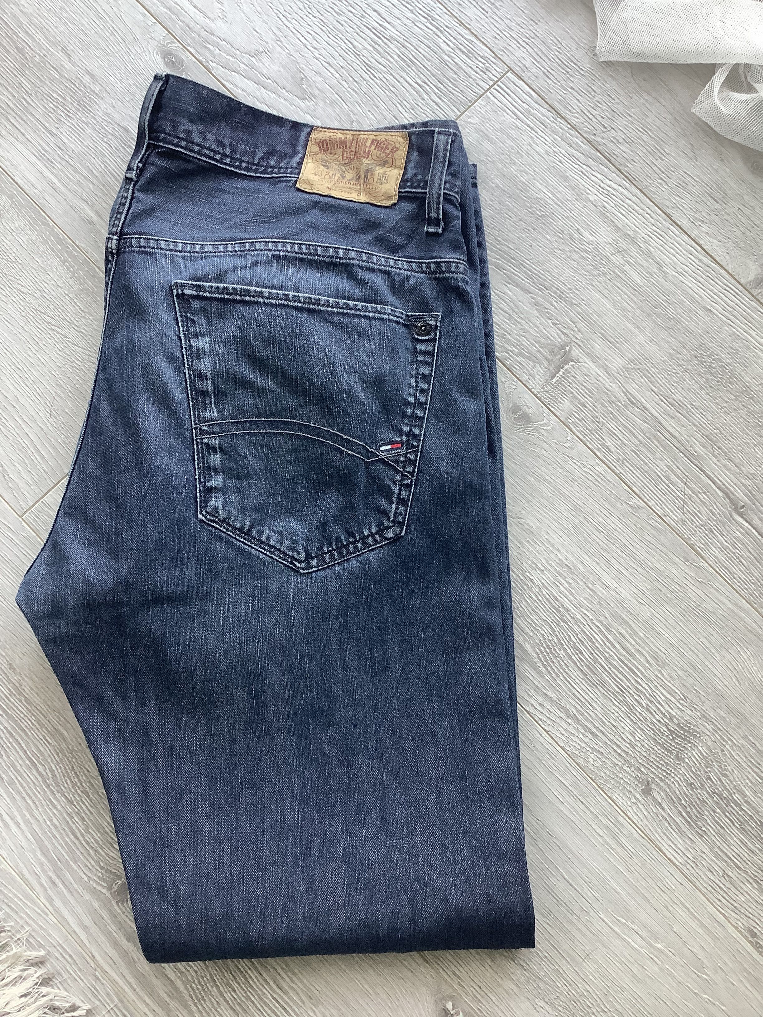 Tommy Hilfiger W36/L34 z wyprzedaży w USA