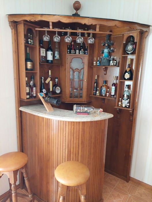 Bar, garrafeira de sala