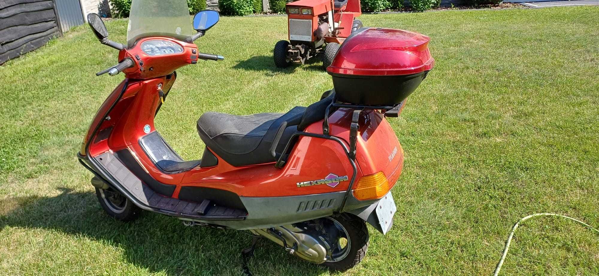 Skuter Piaggio Hexagon 125