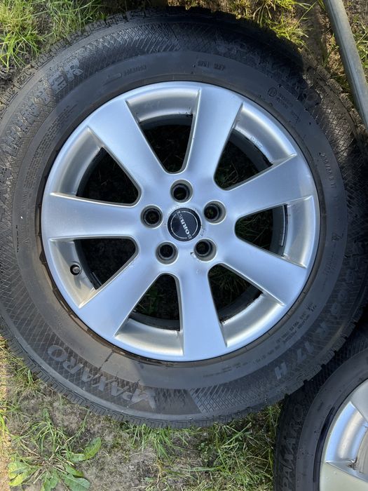 Felgi Borbet z oponami 235/65 R17 zima do audi q5