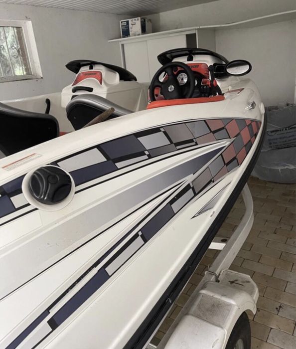 Продам катер BRP