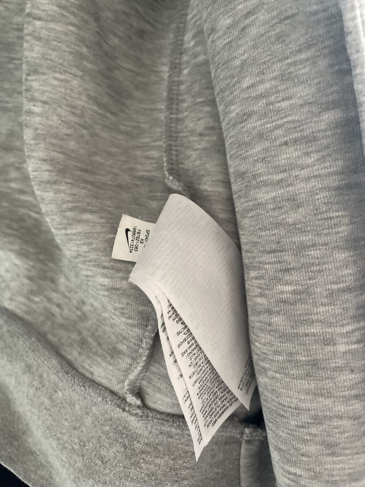 Nike Tech Fleece, r. xs-s, w dobrym stanie