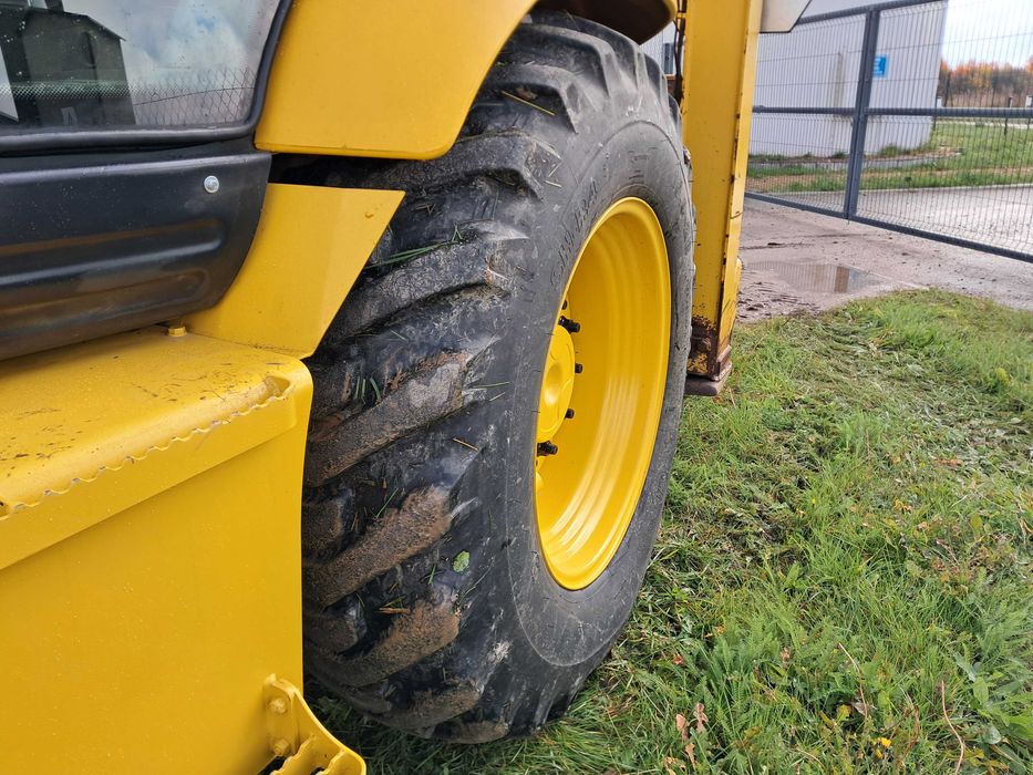 Koparko Ładowarka Komatsu WB 93R 2008r  4x4 Bardzo Dobry Stan !!!