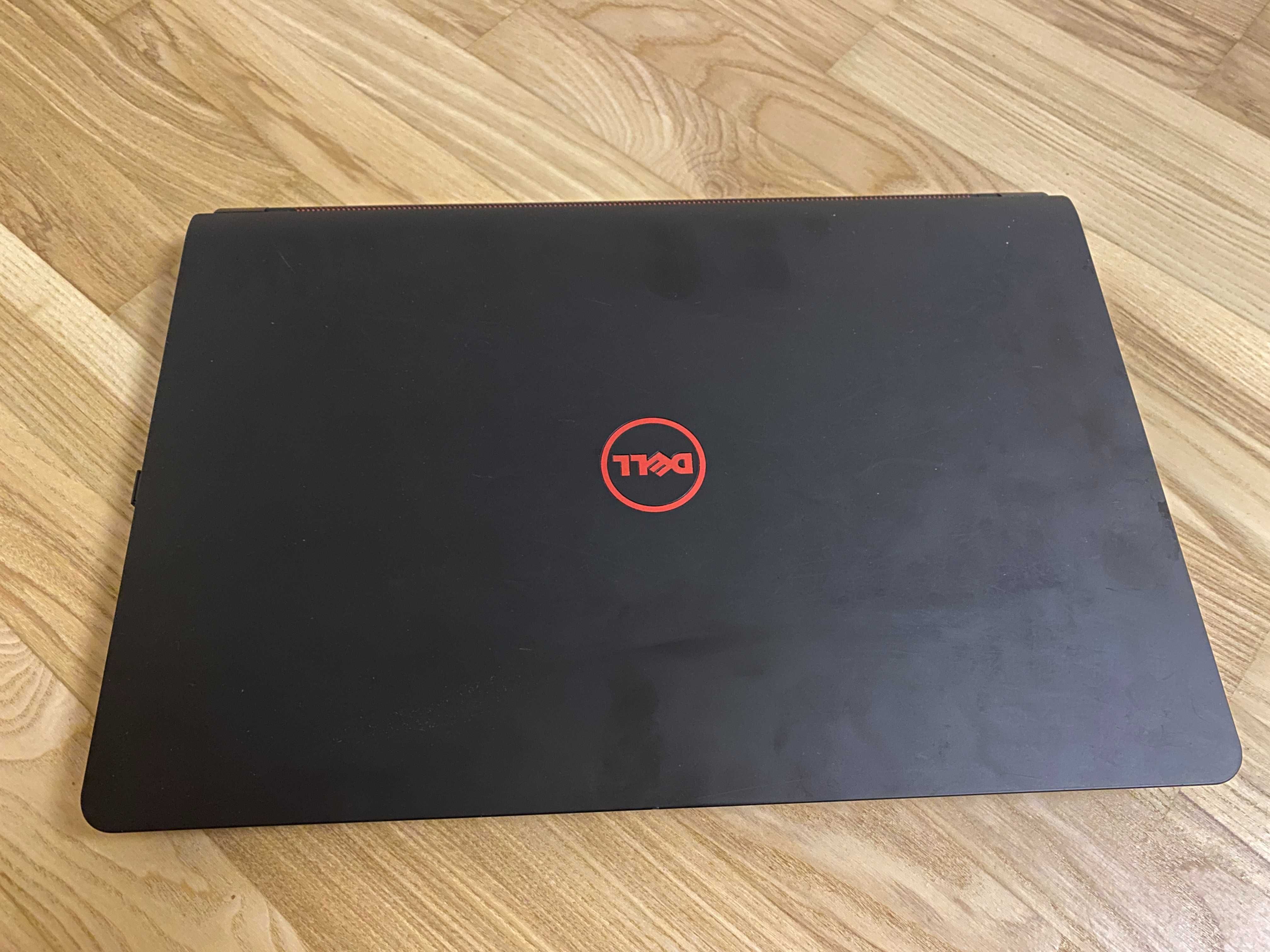 Dell 7559 /i7 6700/16ram/GTX 960m 4gb/SSD 256Gb + HDD 1000Gb/