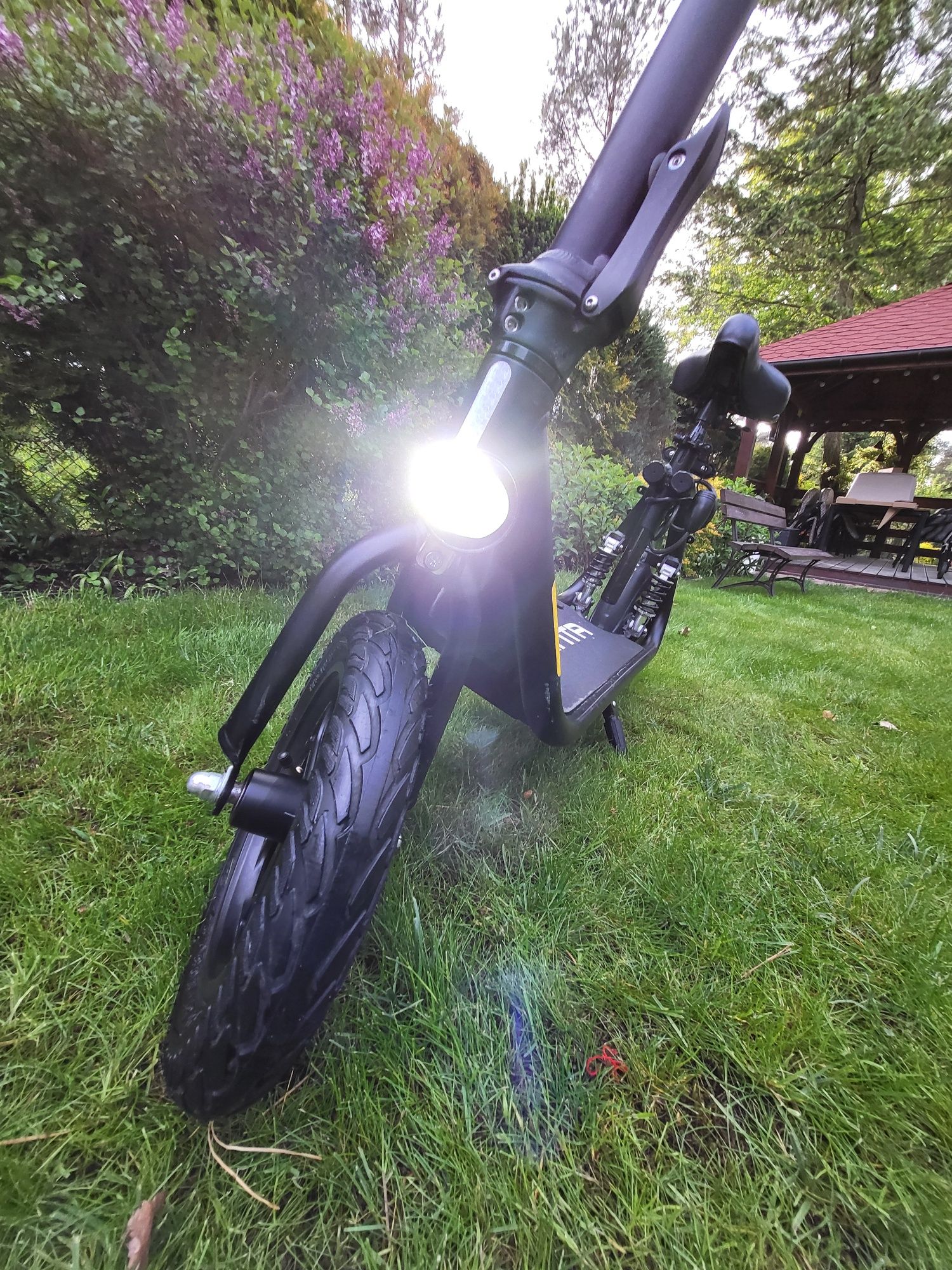 Hulajnoga skuter elektryczny MANTA MES1202H