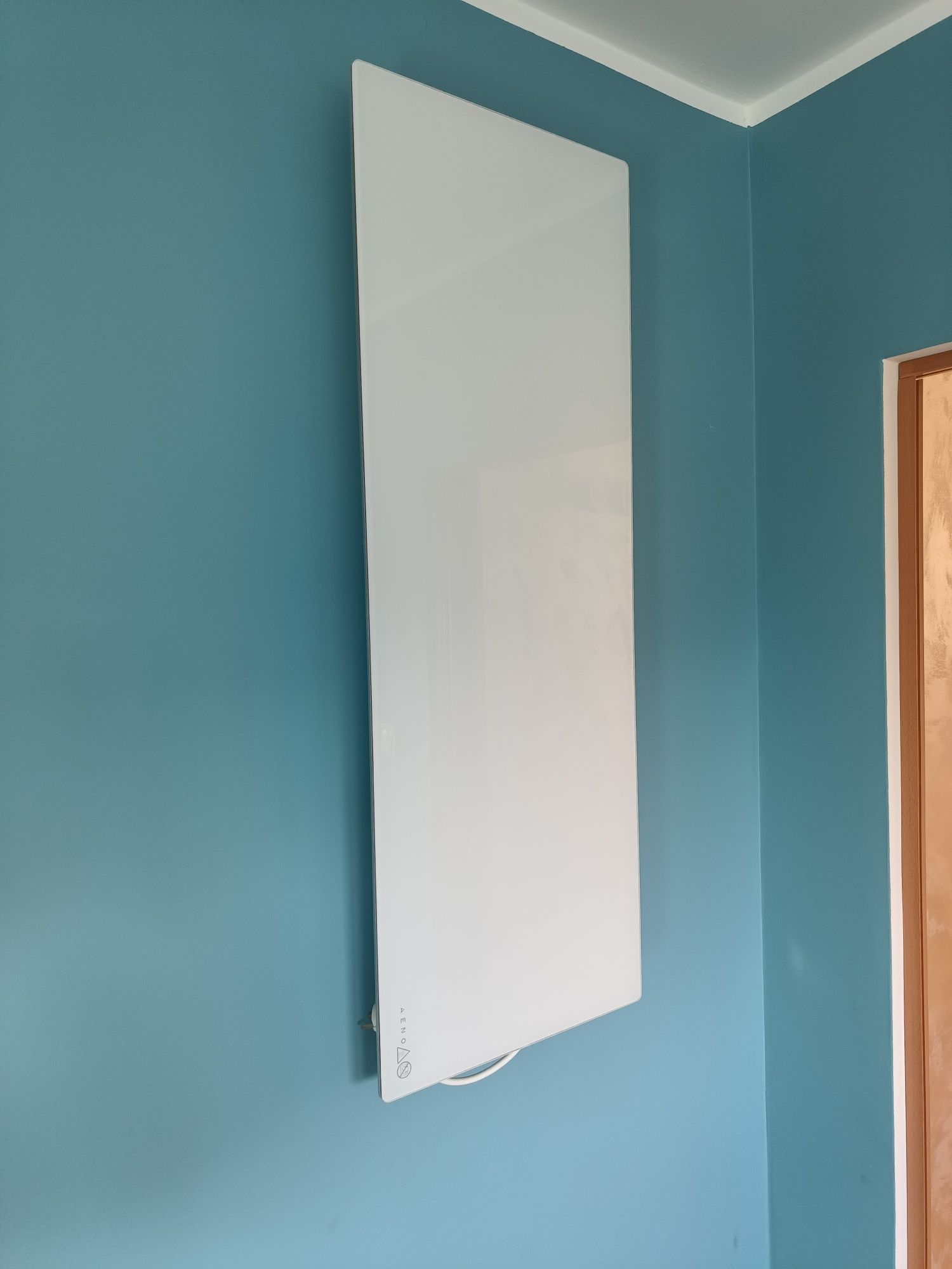 Aeno panel na podczerwień 700 w