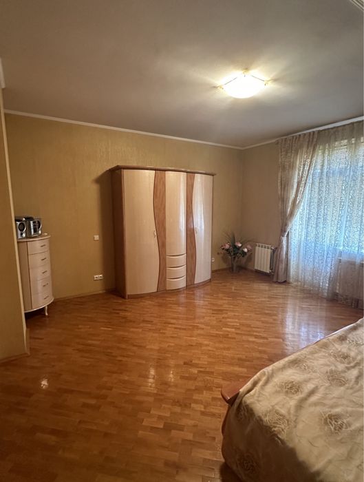 Продаж будинку в Вишгороді біля Київського моря з ремонтом